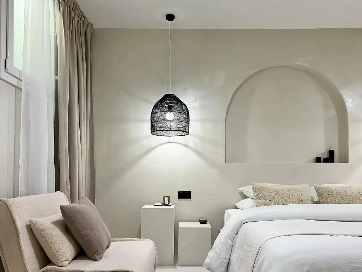 Superb Apartment Palais Royal Louvre Museum Free Netflix Paryż